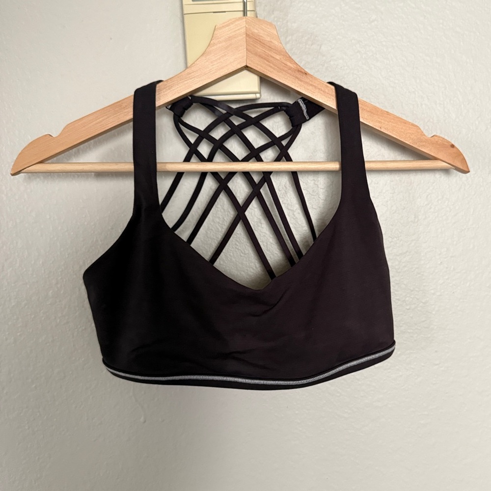 lululemon athletica Black Strappy Back Sports Bra